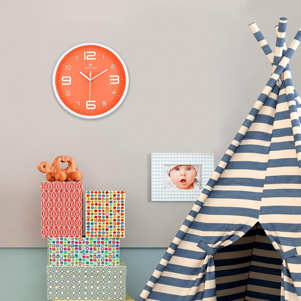 Oranje wandklok 30cm analoog met 3D cijfers en stille quartz beweging voor keuken en woonkamer