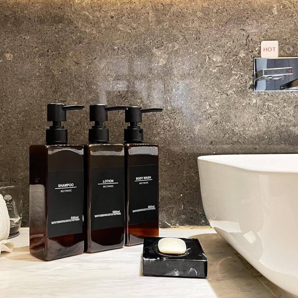Shampoo dispenser douche wandmontage 3 vakken zeepdispenser shampoo conditioner 470 ml badkamer zonder boren labels waterdicht pomp systeem