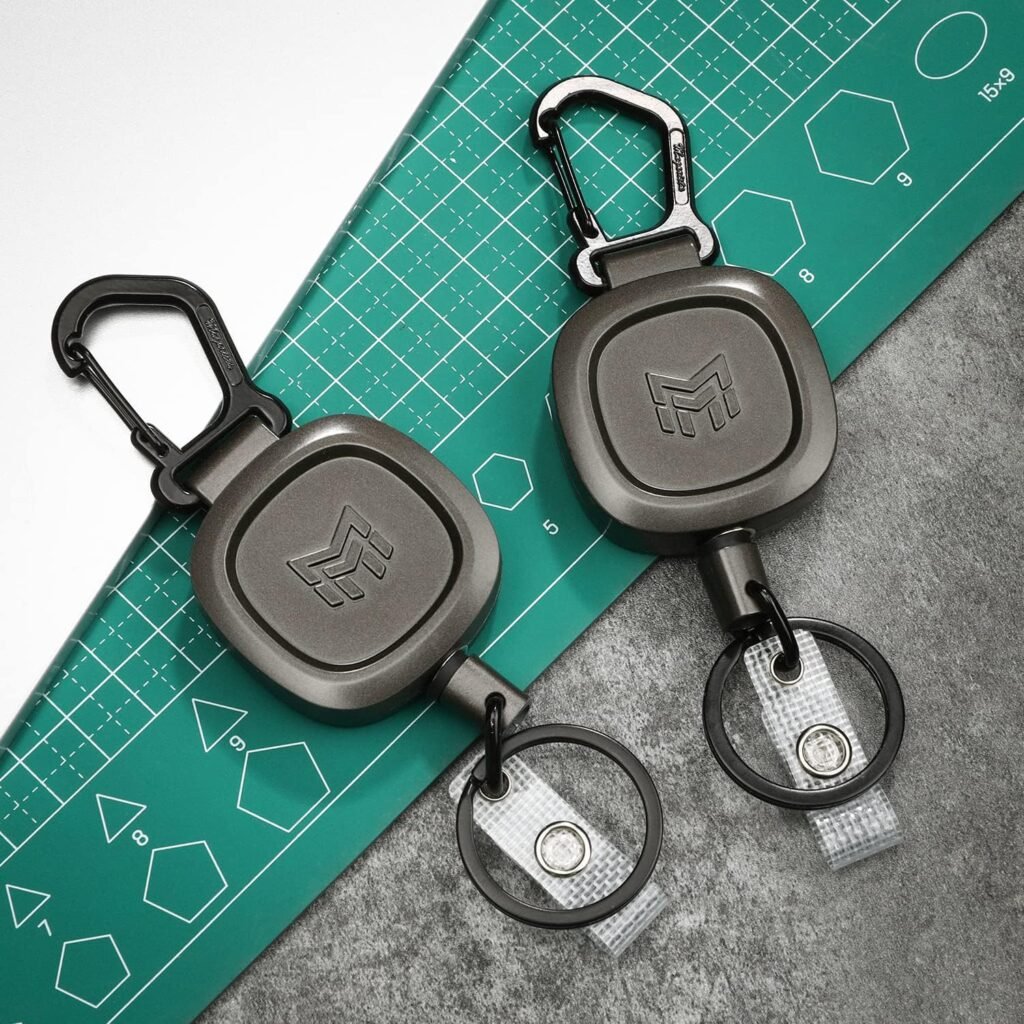 intrekbare sleutelhanger met metalen karabijnhaak duurzame sleutelclip voor sleutels en badges handig dagelijks gebruik compacte sleutelhouder