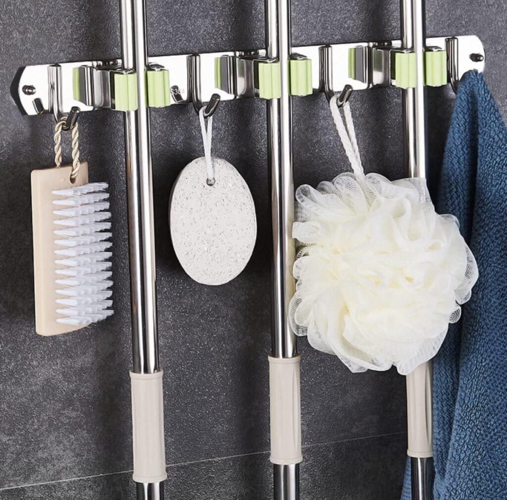 broom holder muurbevestiging zelfklevende bezemhouder organizer 3 houders 4 haken ruimtebesparend keuken badkamer tuin garage groen
