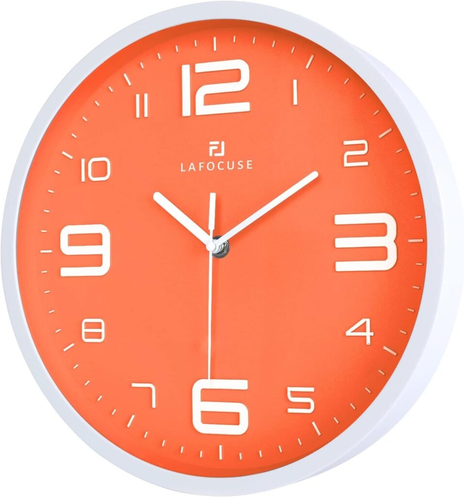 Oranje wandklok 30cm analoog met 3D cijfers en stille quartz beweging voor keuken en woonkamer
