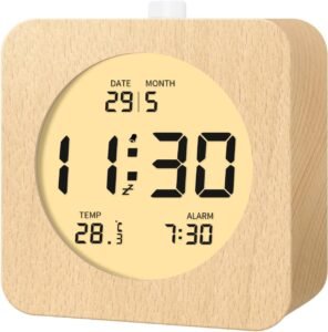 Projectiewekkerradio Met FM Radio – Digitale Alarmklok Met 270° Projectie – USB En Type-C Oplaadfunctie – Snooze Functie Met Temperatuurweergave