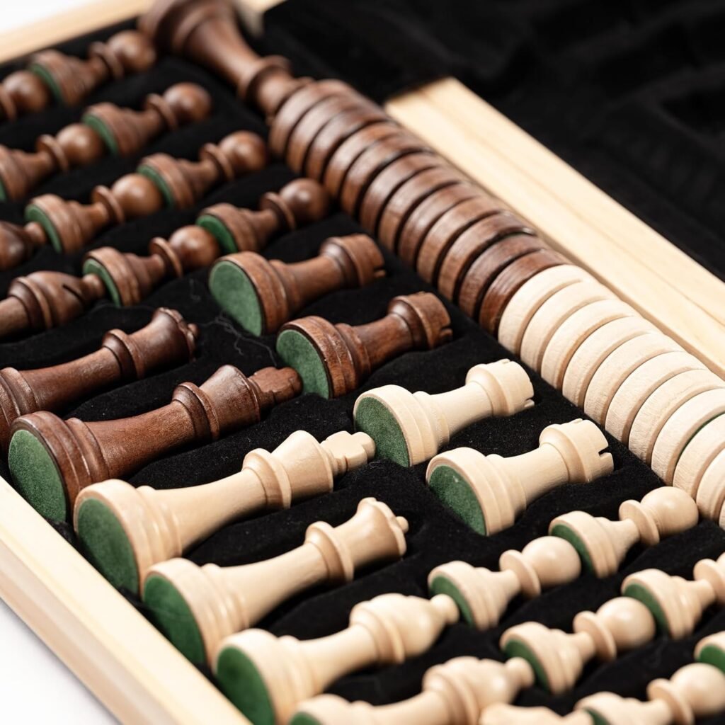 Magnetisch houten schaakbord 38 cm met vouwbord en Staunton schaakstukken van mahonie en esdoorn hout, koning 7,5 cm