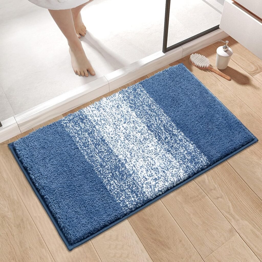Blauwe antislip badmat 80x120 cm van microvezel, waterabsorberend en machinewasbaar voor badkamer vloer