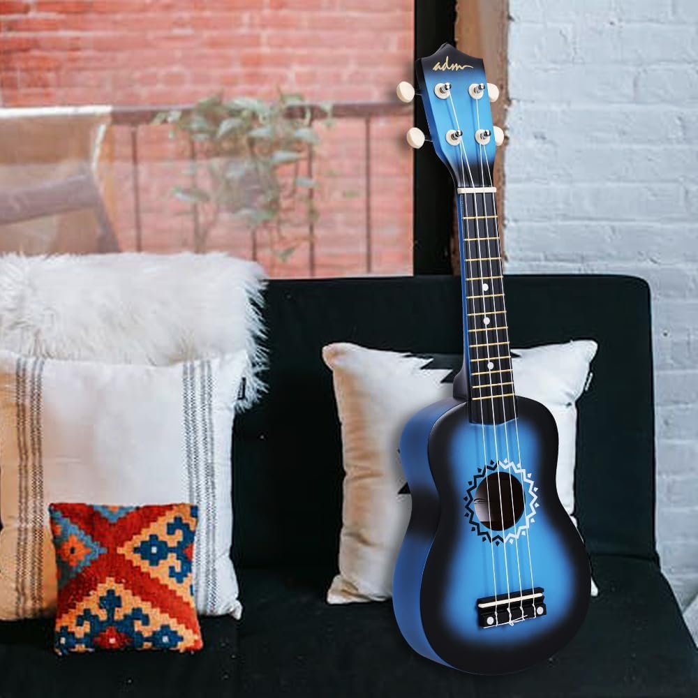 Blauwe sopraan ukulele set voor kinderen en beginners met draagtas, tuner en accessoires voor muziekles en oefenen