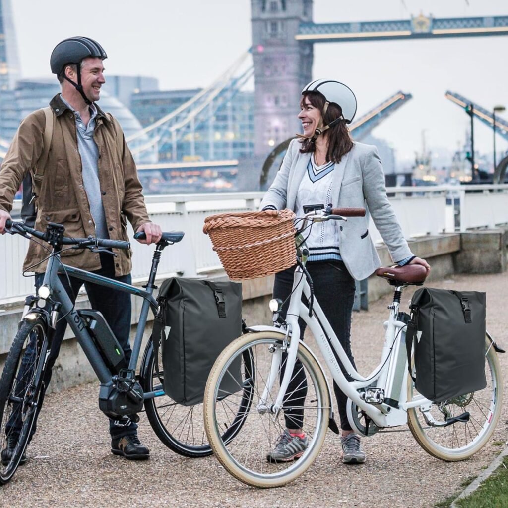 Fietstas voor bagagedrager 20 liter waterdichte achtertas met reflecterende details en draagriem