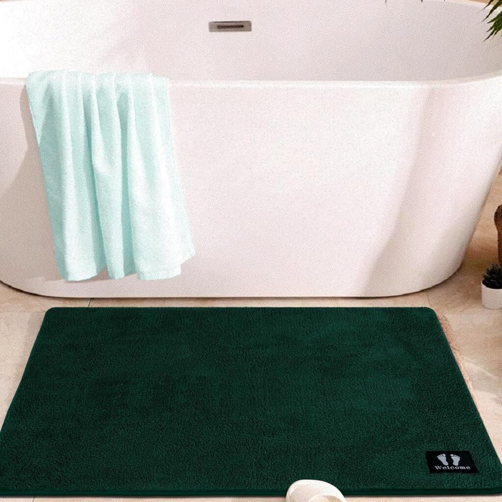 Donkergroene antislip badmat 40x60 cm met waterabsorberende en sneldrogende eigenschappen voor douche of bad
