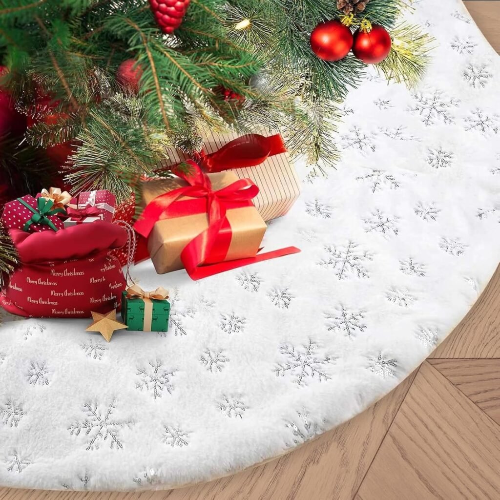 Wit kunstbont kerstboomkleed 120 cm met zilveren sneeuwvlokpatroon
