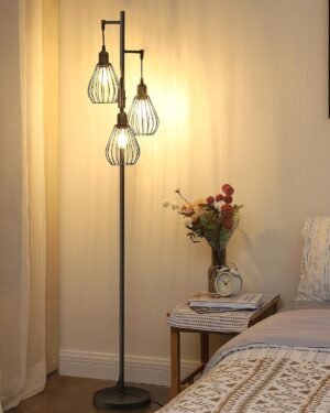 Moderne zwarte vloerlamp 166 cm met drie metalen kappen en LED E27 verlichting voor woonkamer en slaapkamer