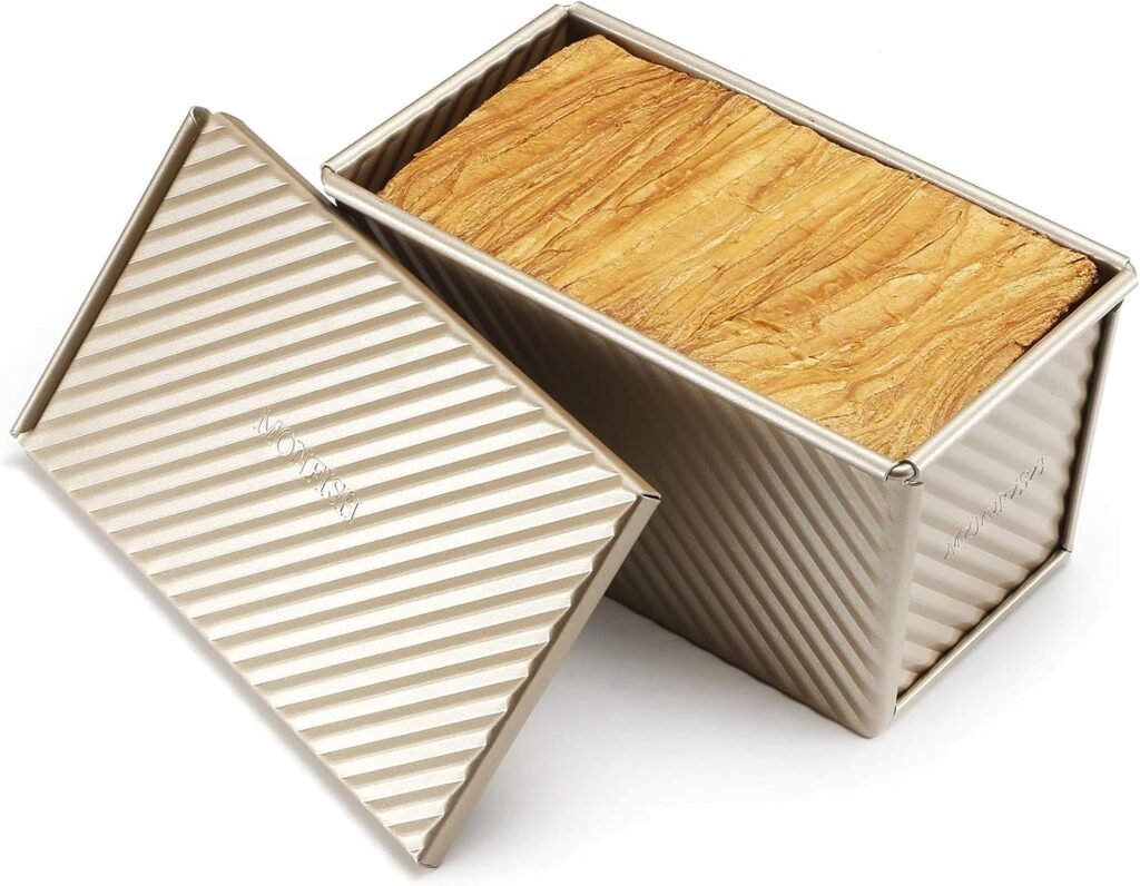 Broodvorm met deksel van gealuminiseerd staal met antiaanbaklaag voor sandwichbrood en cake, 21,5 x 12,2 x 11,5 cm goudkleurig bakblik