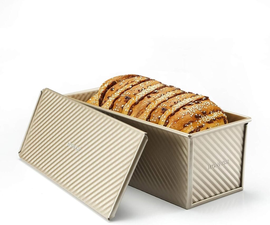 Goudkleurige broodbakvorm met schuifdeksel en antiaanbaklaag voor brood en cake 34x13,5x12 cm