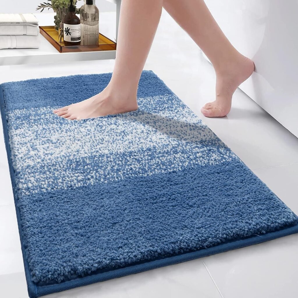 Blauwe antislip badmat 80x120 cm van microvezel, waterabsorberend en machinewasbaar voor badkamer vloer