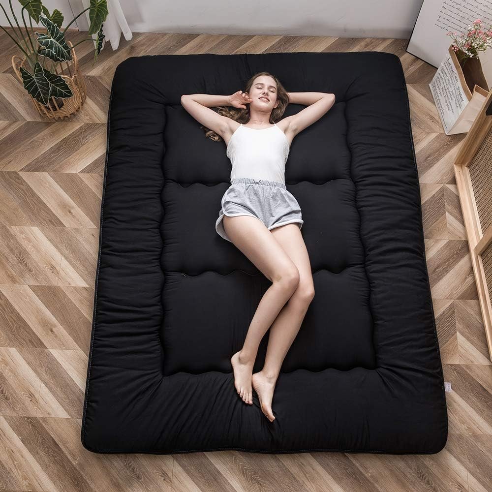 Japanse vloermatras met slaapkussen, opvouwbaar futon matras in zwart voor slaapkamer en logeerbed