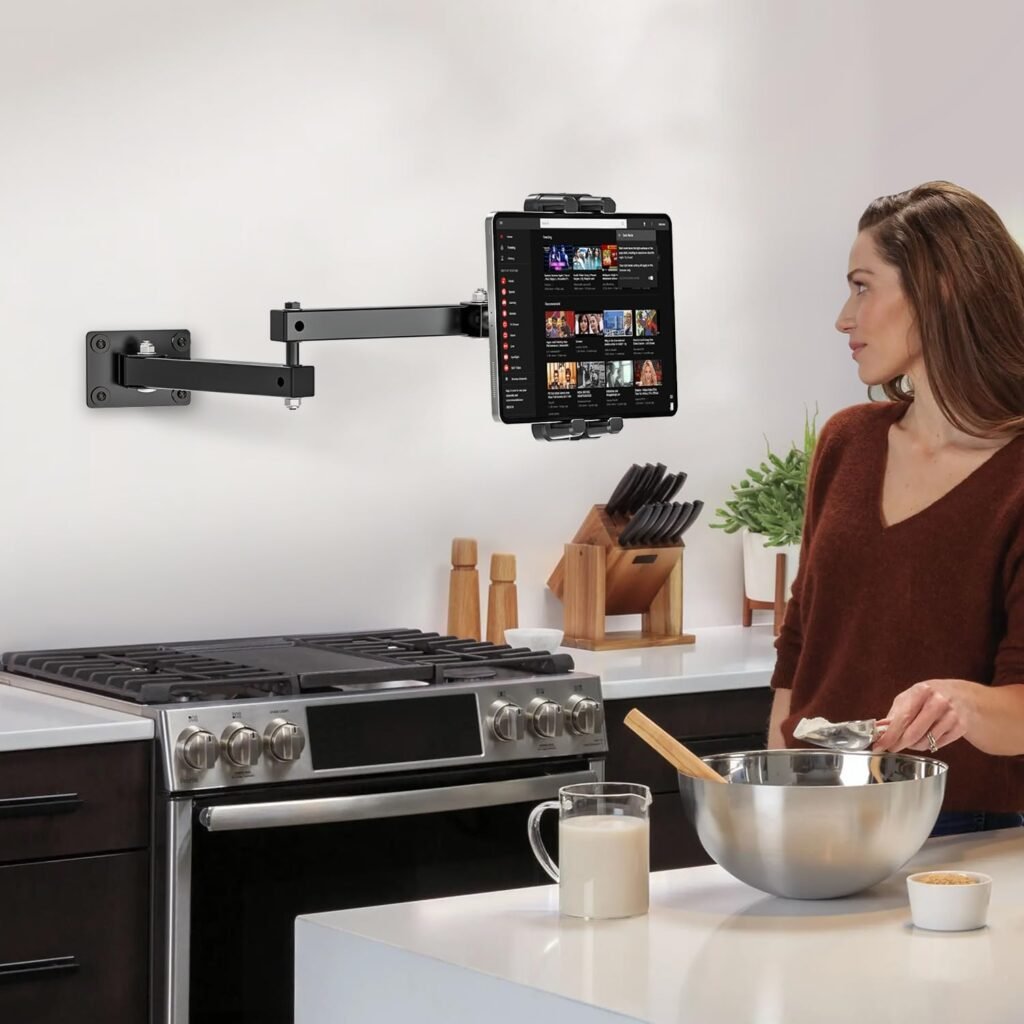 Tablet wandhouder met verstelbare metalen arm voor iPad, tablet en mobiele telefoon 4,7-13,5 inch