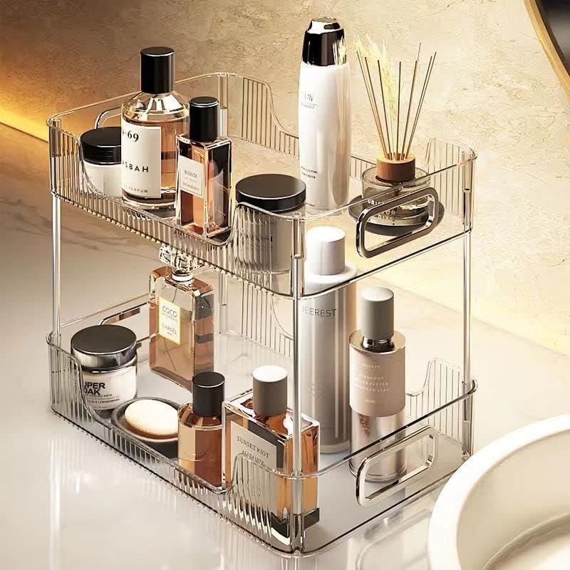 Grijze badkamer organizer met 2 lagen voor make-up, cosmetica en huidverzorging op de wastafel