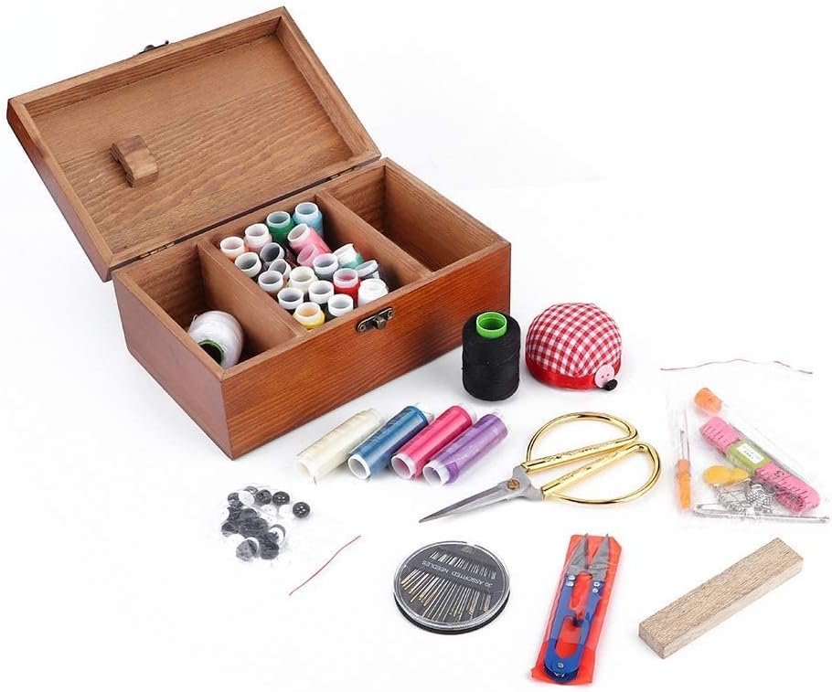 Retro naaidoos met opbergruimte voor naaiartikelen en kleine spullen