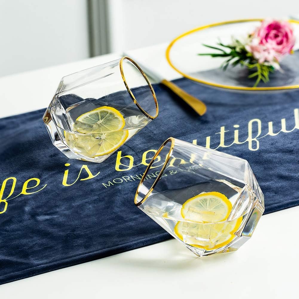 Diamant whiskey tumbler set van 2 gekantelde whiskeyglazen