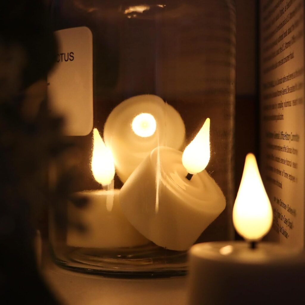 Set van 12 oplaadbare LED theelichtjes met warm knipperend licht en afstandsbediening