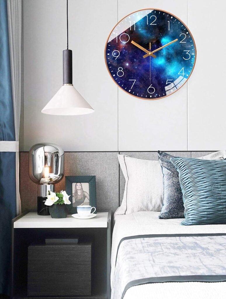 Stille kinderklok 25 cm met sterrenhemel design voor aan de muur