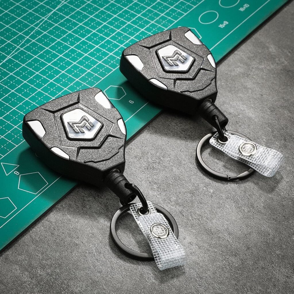 Intrekbare sleutelhanger badgehouder met draagbaar koord voor sleutels en badges, zwart