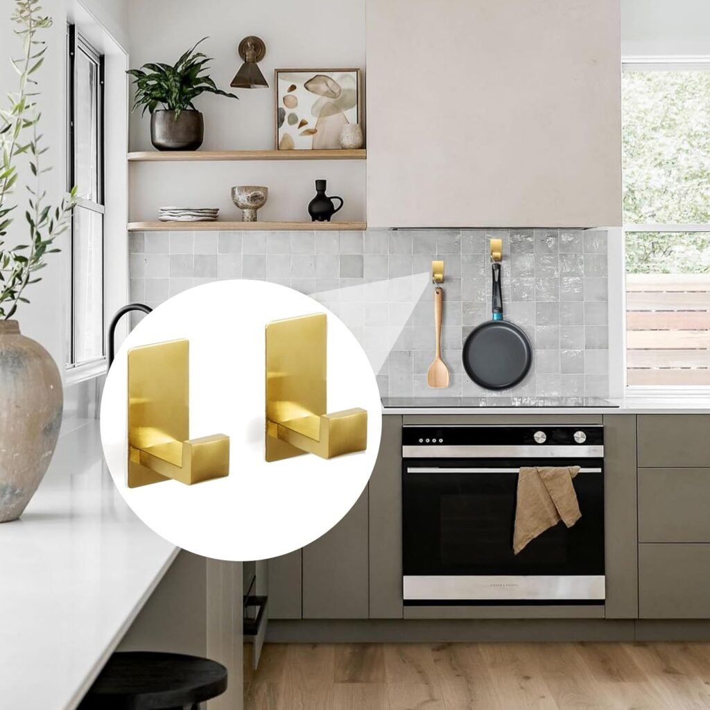 Wandgemonteerde handdoekrek set met 5 stuks RVS handdoekrails en handdoekhaken in gouden afwerking voor badkamer en keuken