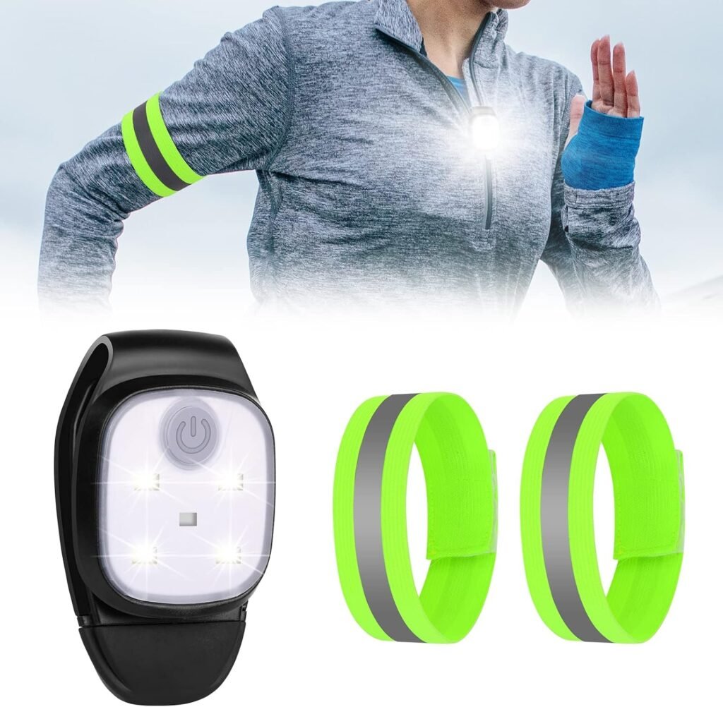 Hardloopvest met diverse lichtstanden, reflecterende banden en waterdicht design voor veilig hardlopen