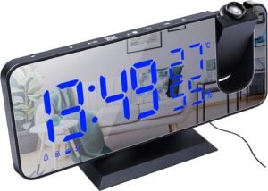 Projectie wekker radio met dimbaar spiegel display, 180° draaibaar en dubbele alarmfunctie in zwart-blauw