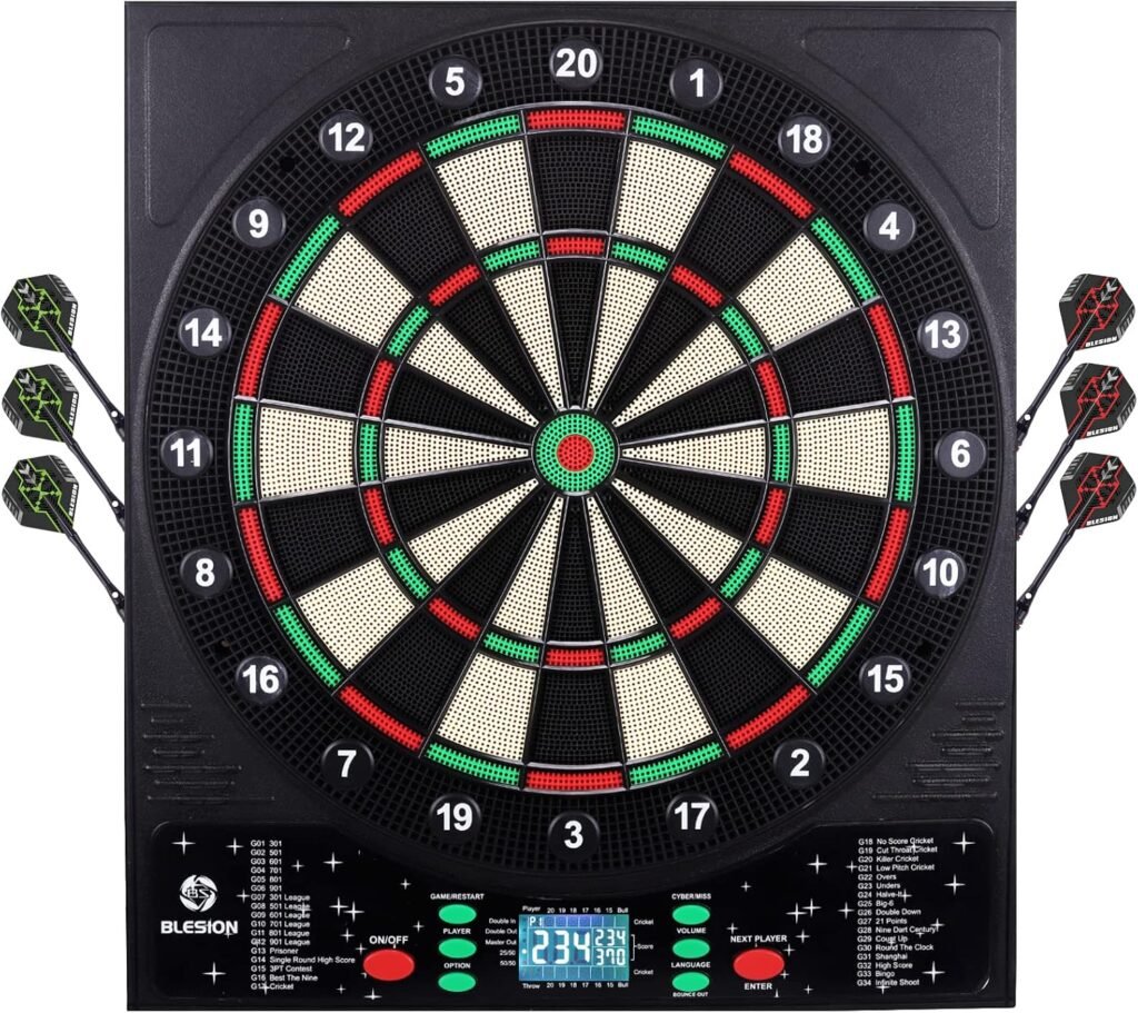 Elektronisch dartbord met elektronische dartpijlen en automatische scoretelling