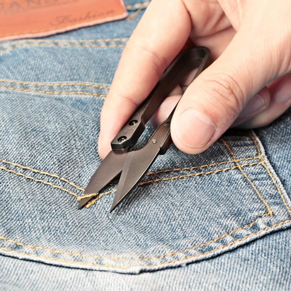 Gekartelde rozenknipschaar voor draad en zigzagranden met ergonomisch handvat voor naaiprojecten