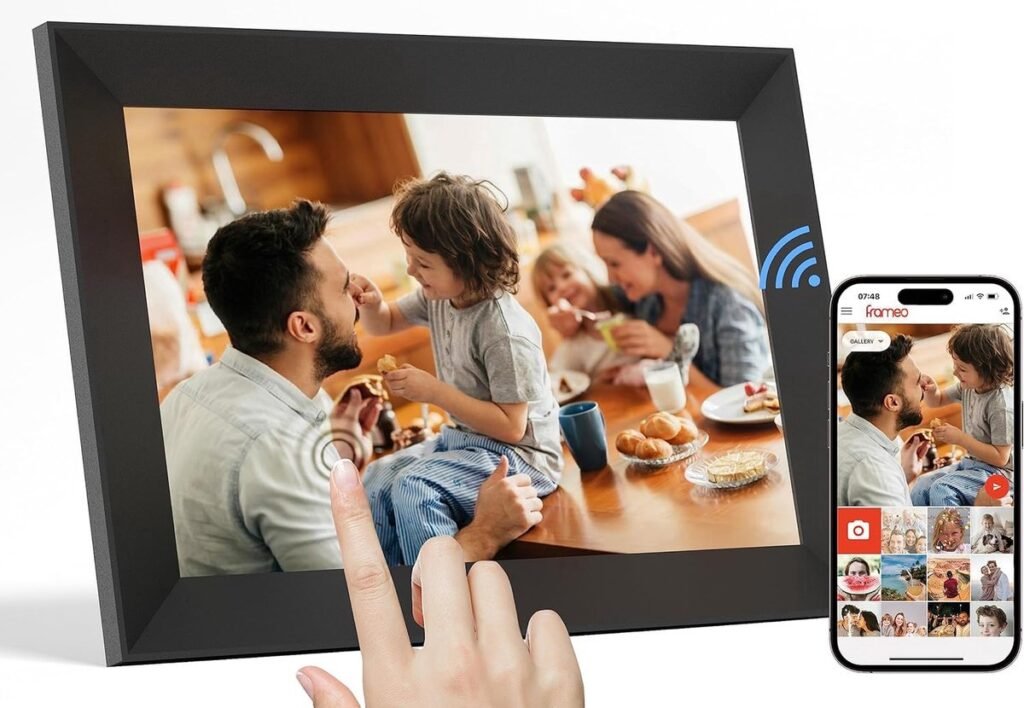 Moderne digitale fotolijst met touchscreen, automatische draaifunctie, wandmontage en wifi-connectiviteit