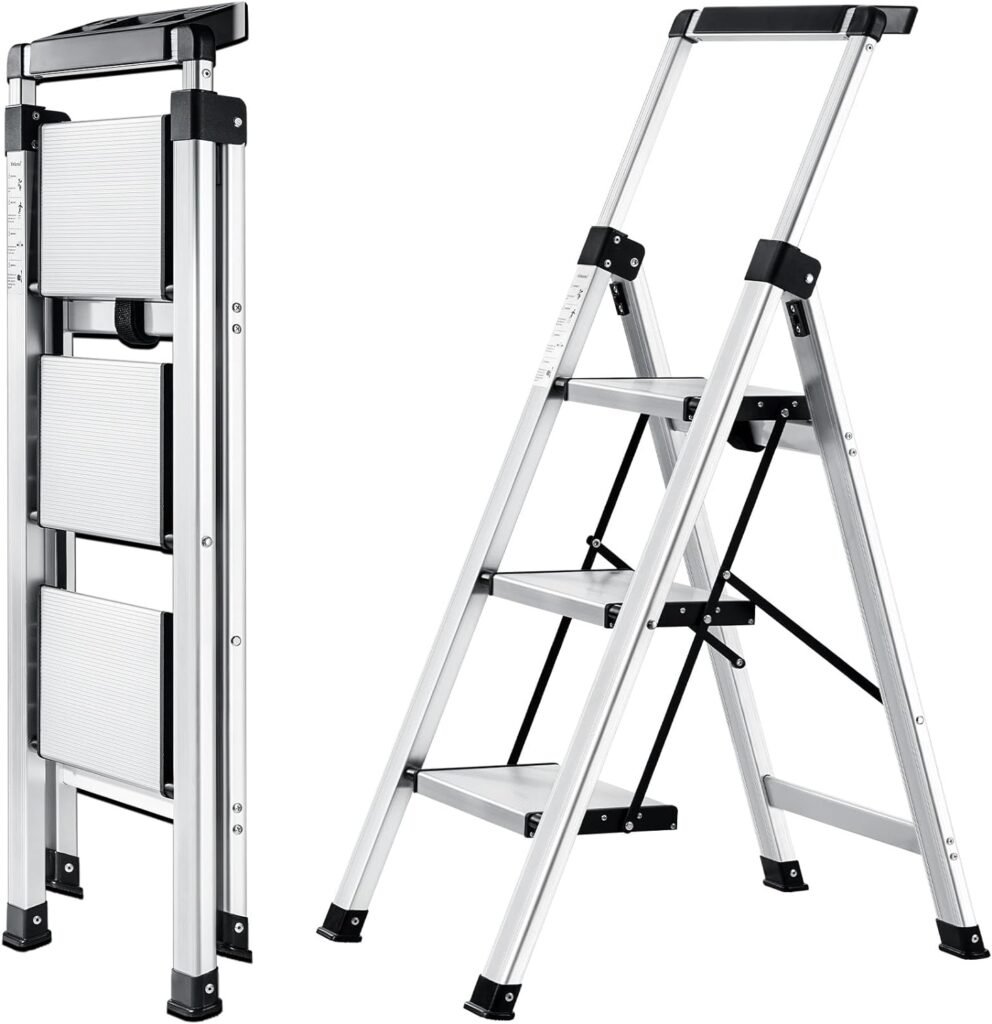 Aluminium trapladder met handrail en gereedschapskist, 3 treden en antislip treden