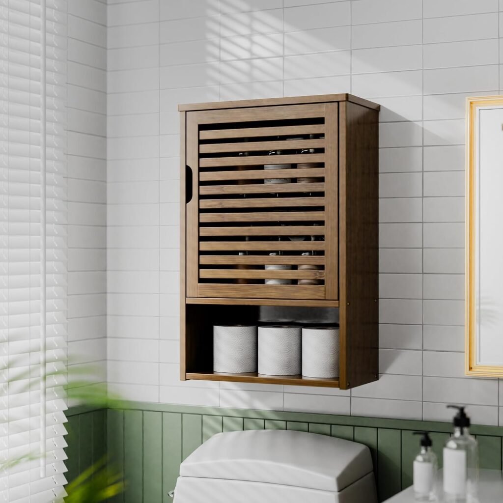 Wandkastje met verstelbare planken in natuurlijke houtkleur