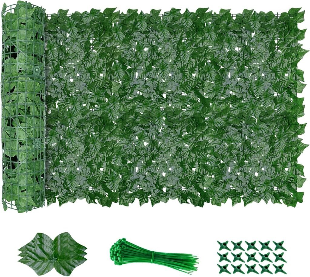 Kunstklimop heg met realistische groene bladeren als privacy scherm voor tuin en balkon