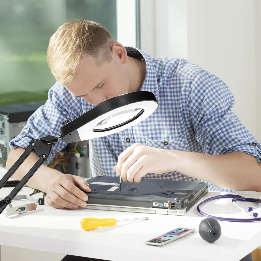 LED vergrootglaslamp met standaard en klem, dimbaar in 5 lichtkleuren