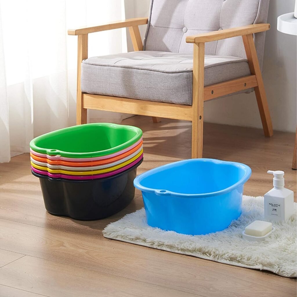 Groot zwart plastic voetbad voor voetverzorging, pedicure en voetmassage