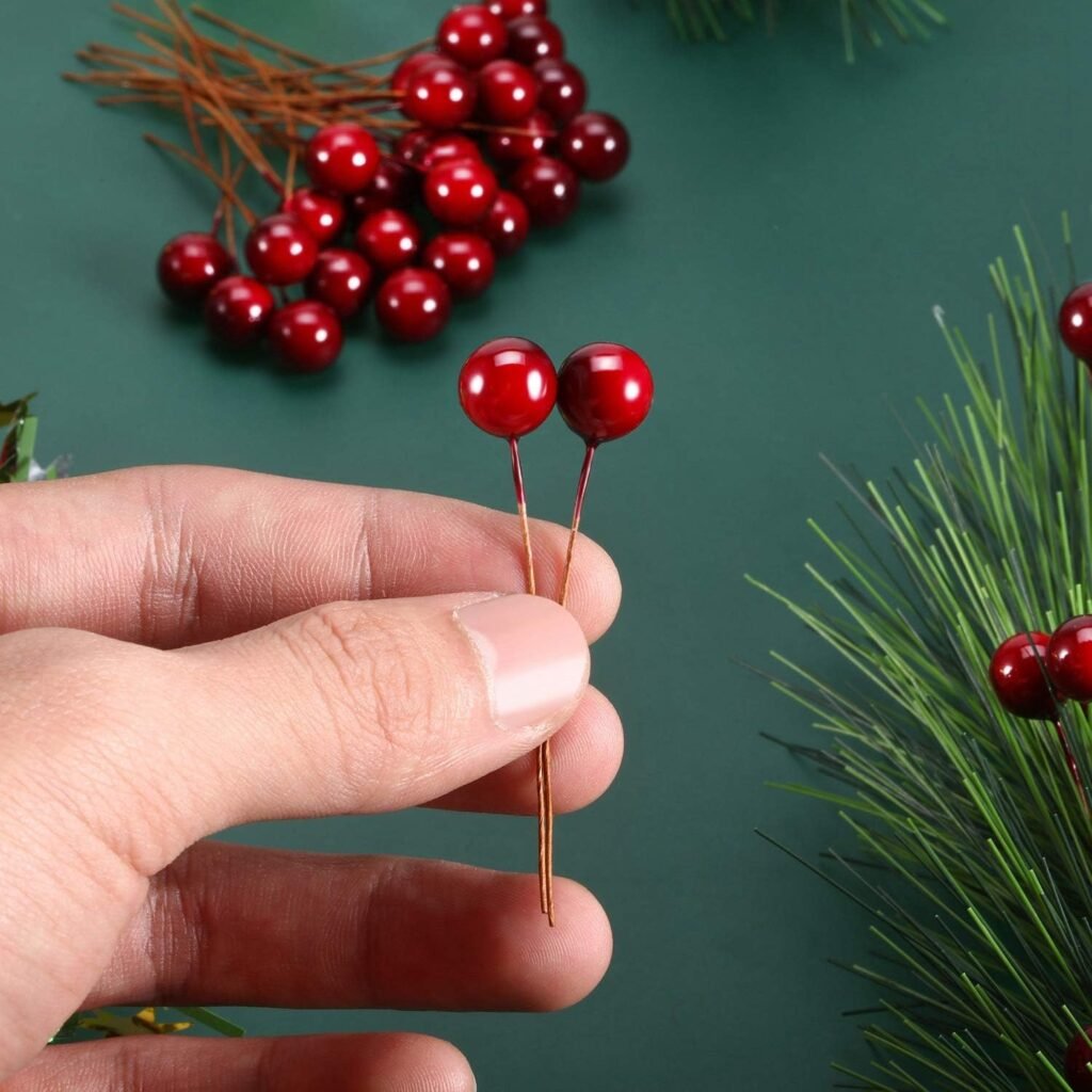 Kunstmatige hulstbessen 10 mm op draad voor kerstdecoratie en bloemkransen