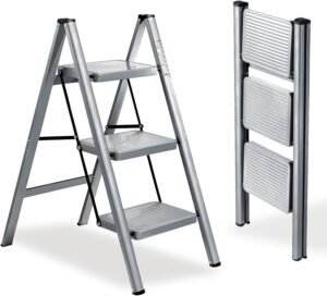 Inklapbare Vouwladder – Opstapkruk en Huishoudladder – Ruimtebesparend Opvouwbaar Ontwerp – Zilvergrijs, 6 x 92 cm