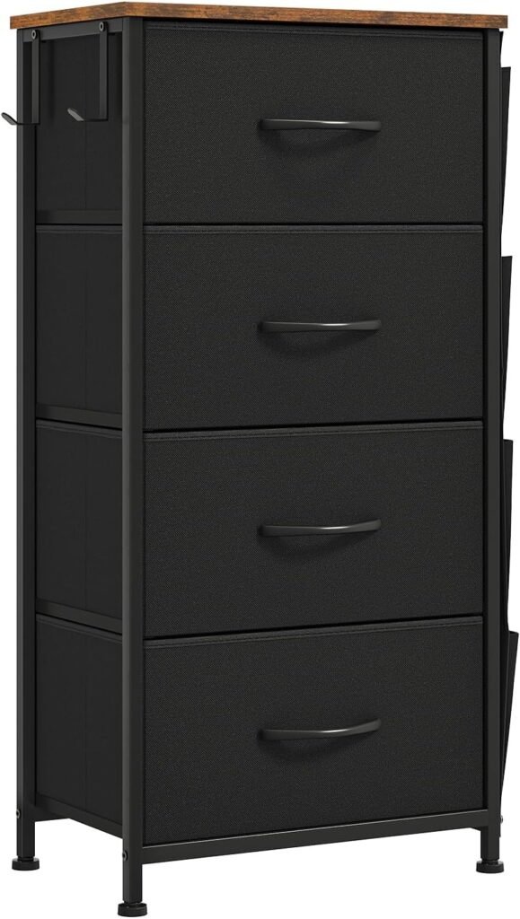Ladenkast met 5 stoffen lades, metalen frame en handgrepen in zwart met houtnerf voor slaapkamer, woonkamer of hal