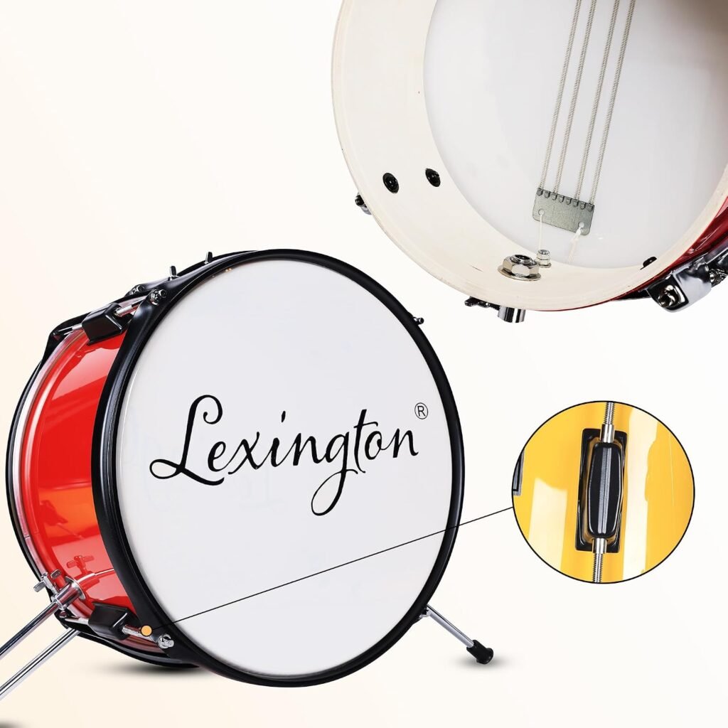 Kindertrommelset rood geel groen met snare, tom, bassdrum, bekken, pedaal, drumkruk en drumstokken